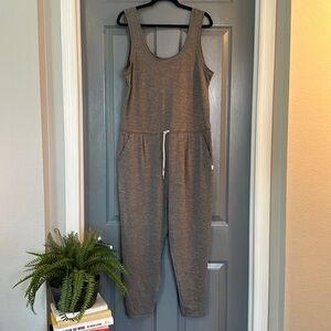 Vuori Jumpsuit size Medium